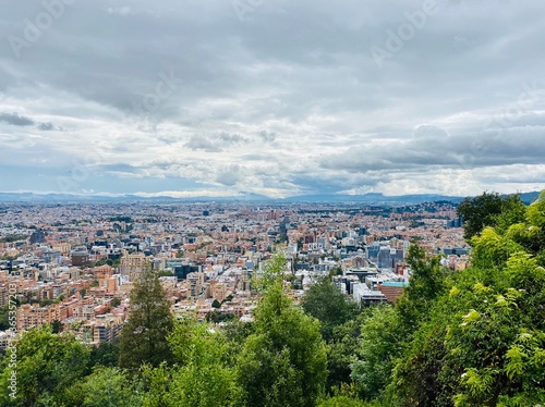 Paisaje a ciudad desde mirador