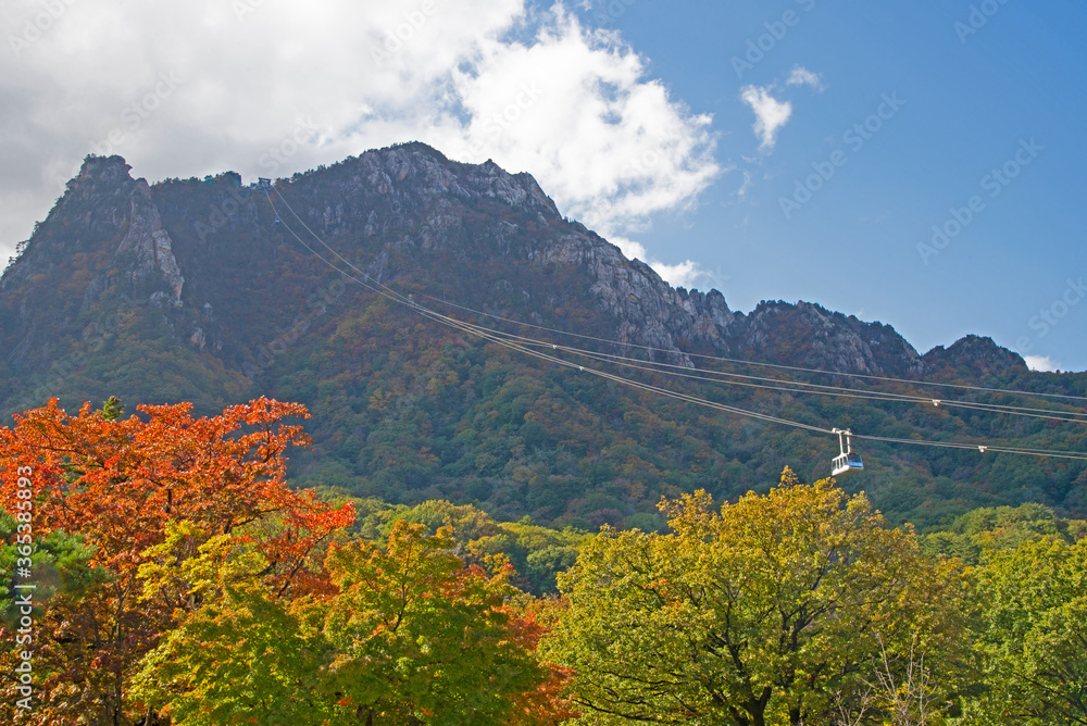 Seoraksan National Park and cable car