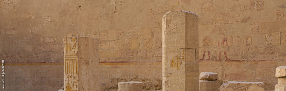 Obraz premium Temple of Queen Hatshepsut, View of the temple in the rock in Egypt