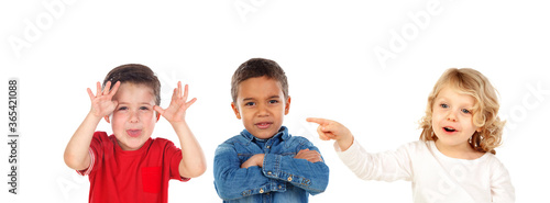 Foto Children taunting classmatering