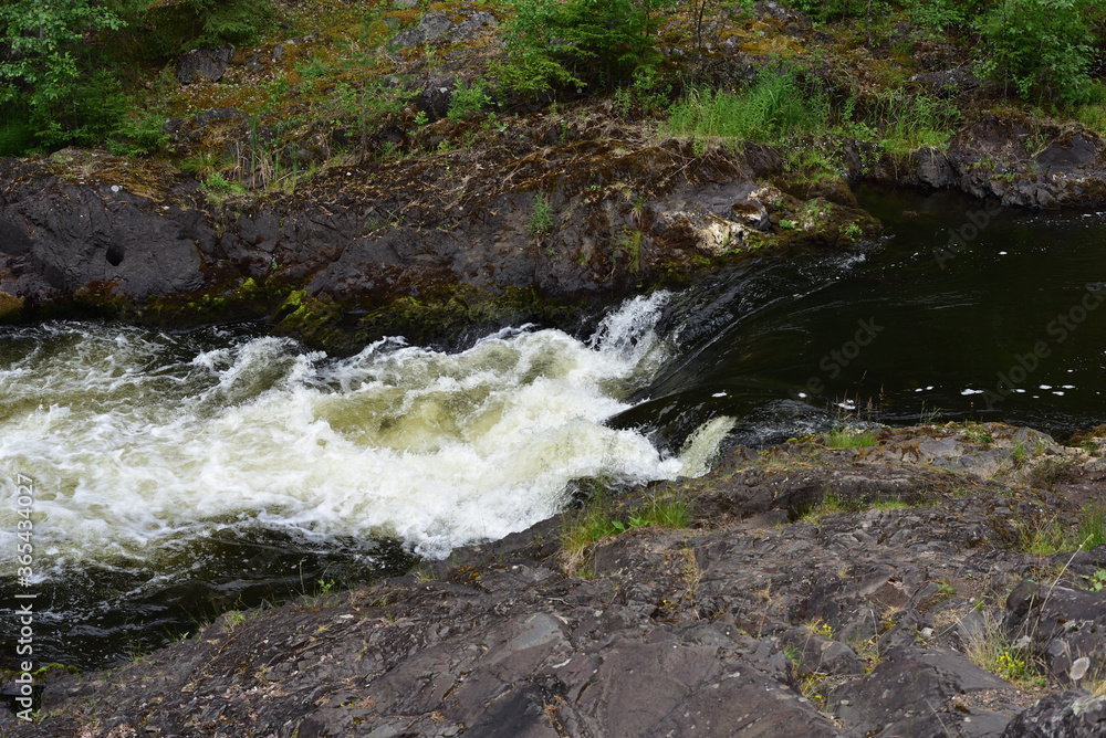 Small left tributary of Kivach waterfall
