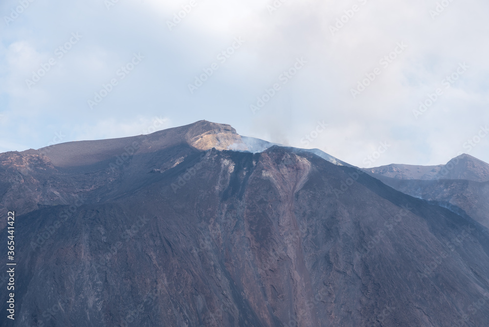 Vulkankrater des Vulkans Stromboli