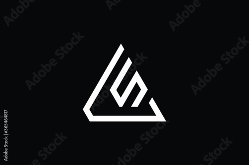 Minimal Innovative Initial CS logo and SC logo. Letter CS SC creative elegant Monogram. Premium Business logo icon. White color on black background