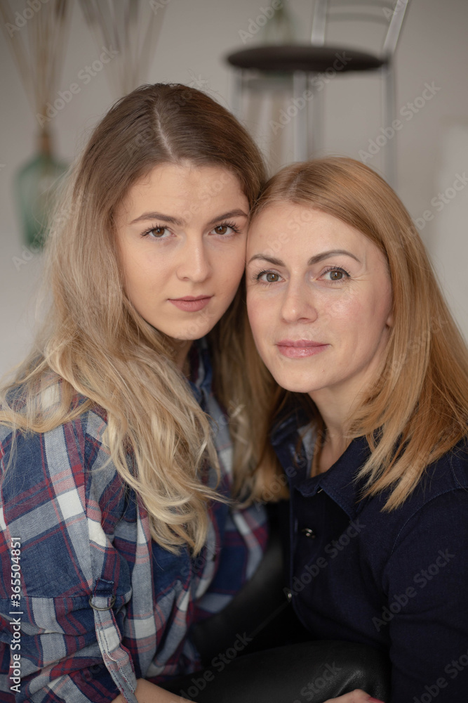 mother and daughters, close-knit family, beautiful girls, sisters of relatives, relationships mother and daughters, close-knit family, beautiful girls, sisters of relatives, relationships