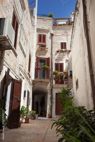 Typical architecture of Puglia and the small Mediterranean countries. Buildings built in stone. © Antonio Gravante