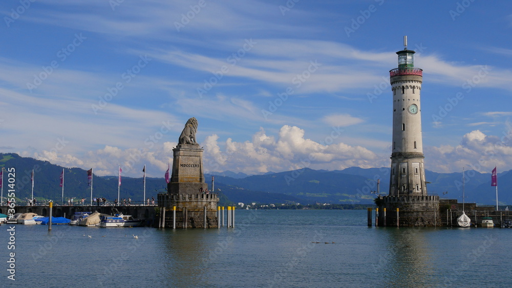 Hafeneinfahrt von Lindau am Bodensee