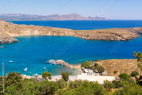 Piękna zatoka Lindos na Rhodes wyspie, Grecja