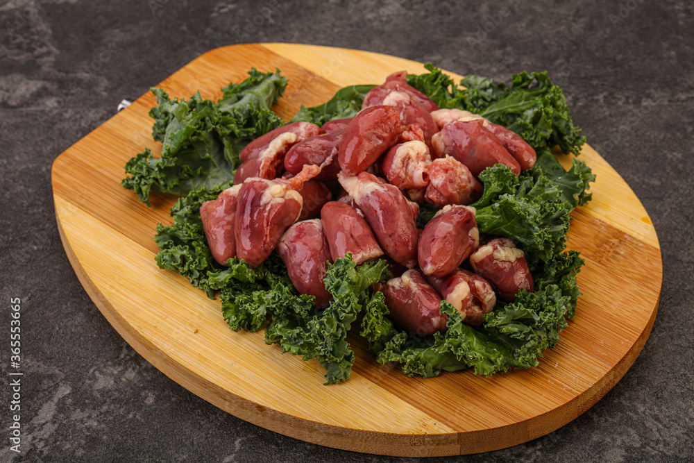 Raw chicken hearts for cooking