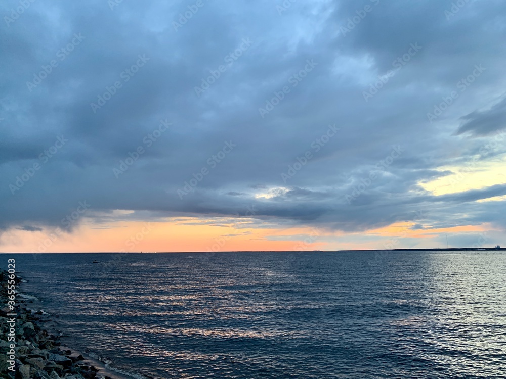 Obraz premium sunset on the sea
