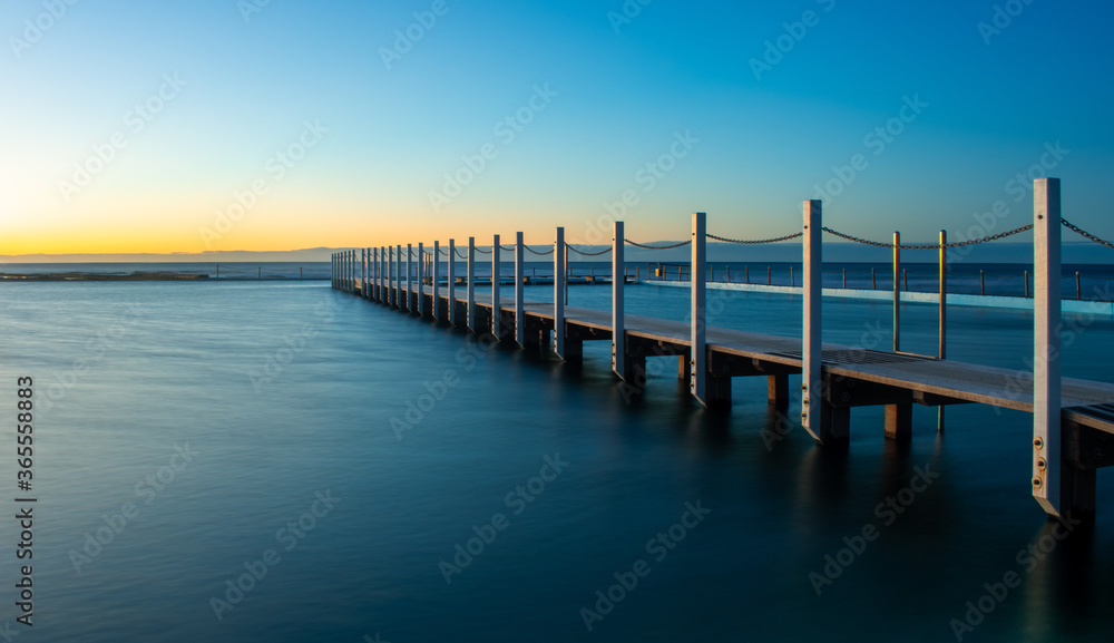 Fototapeta premium Sunrise at Narrabean rockpool
