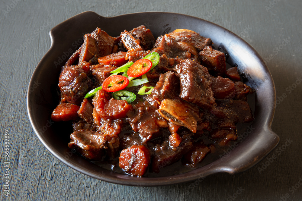 Braised Short Ribs - Korean Food Galbi jjim