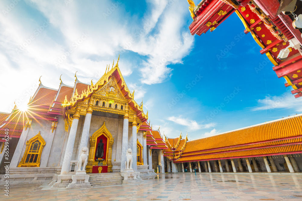 Fototapeta premium Wat Benchamabophit temple of Marble Temple blue sky with cloud,