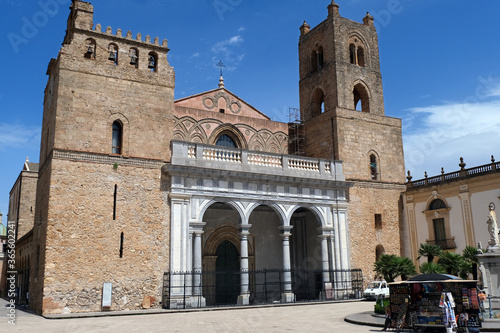 Monreale Piazza di Duomo