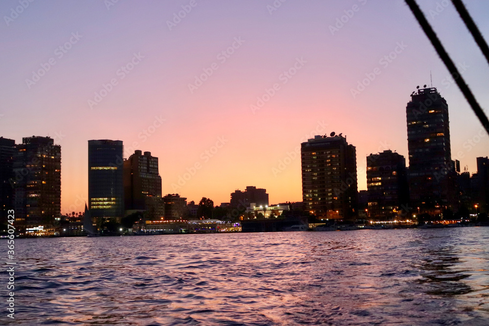 Obraz premium cairo skyline at sunset