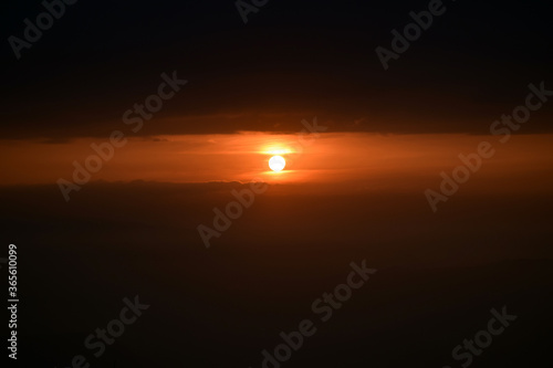 Sunrise from Tigerhill in Darjeeling © Souvik