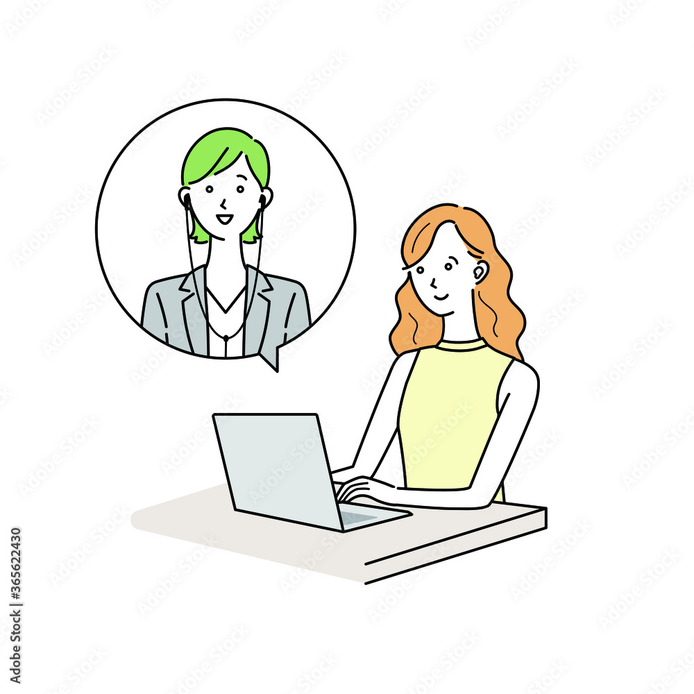 パソコンでリモート会議をする女性