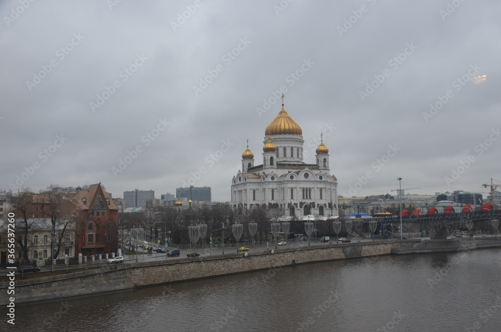 cathedral of christ the savior in moscow russia