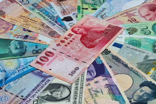 Taiwan dollar with other world currencies.
