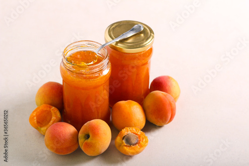 apricot jam in a jar