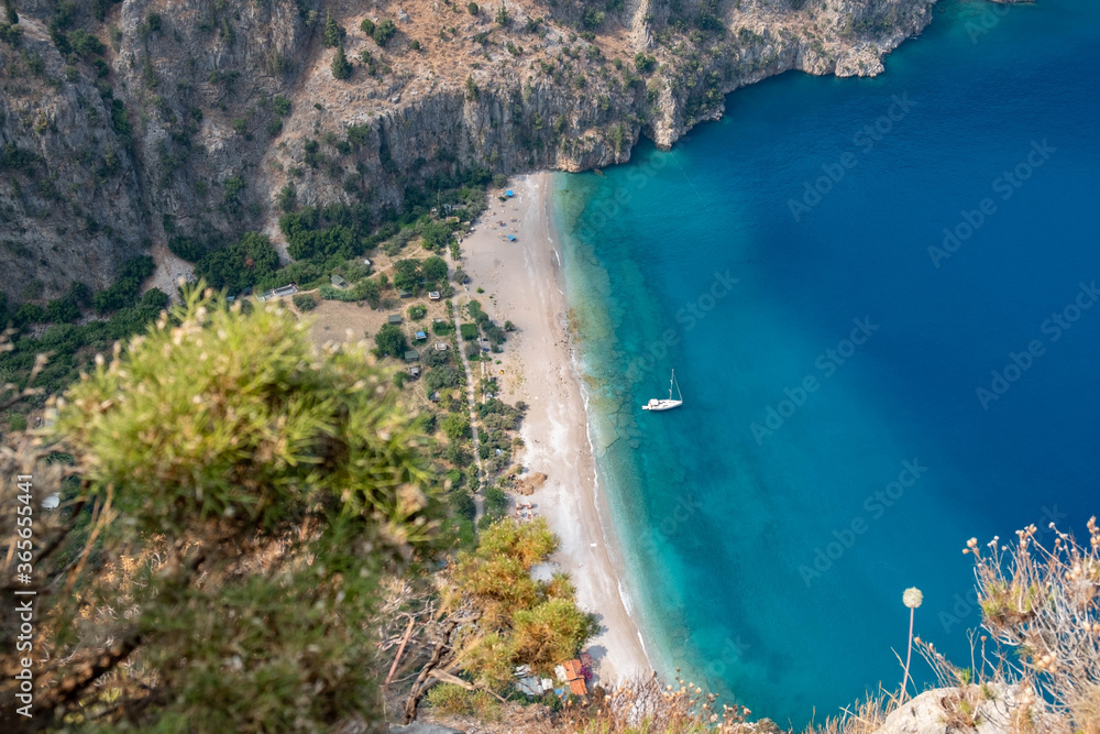 Φωτογραφία The Butterfly Valley (kelebekler vadisi) in the city of Oludeniz/Fethiye in western Turkey
