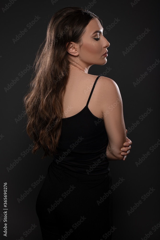 Beautiful girl posing on grey background. Isolated
Beauty session Beautiful girl posing on grey background. Isolated
Beauty session