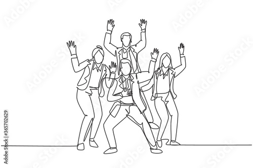 Single continuous line drawing of young happy male and female trainer prancing with joy at the seminar room together. Business teamwork celebration concept one line draw design vector illustration