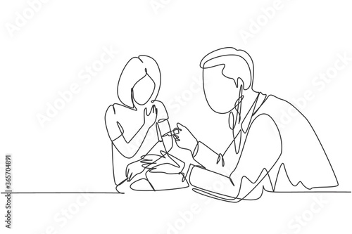 One single line drawing of male pediatric doctor giving vaccine injection to young beauty girl patient at hospital. Medical healthcare treatment concept continuous line draw design vector illustration