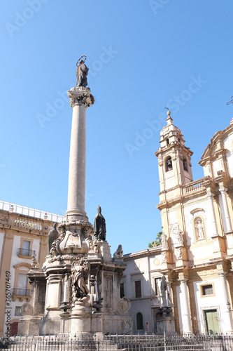 Palermo Colonna dell’Immacolata in Piazza San Domenico
