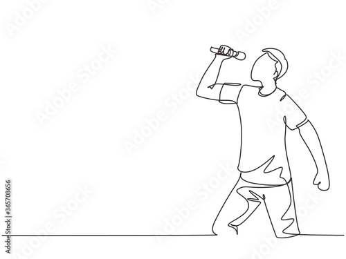 One single line drawing of young happy male rocker singer holding microphone and singing on music concert stage. Musician artist performance concept continuous line draw design vector illustration