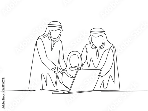 Single continuous line drawing of young happy muslim workers watching business training video on laptop. Arab middle east cloth shmagh, hijab, thawb, robe. One line draw design vector illustration