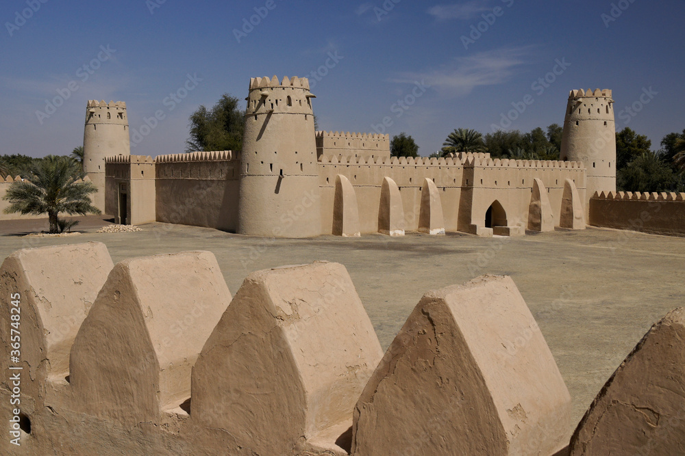 The picturesque Al Jahili Fort, built in 1891, is one of the largest castles in Al Ain (United Arab Emirates) and an excellent example of local military architecture.