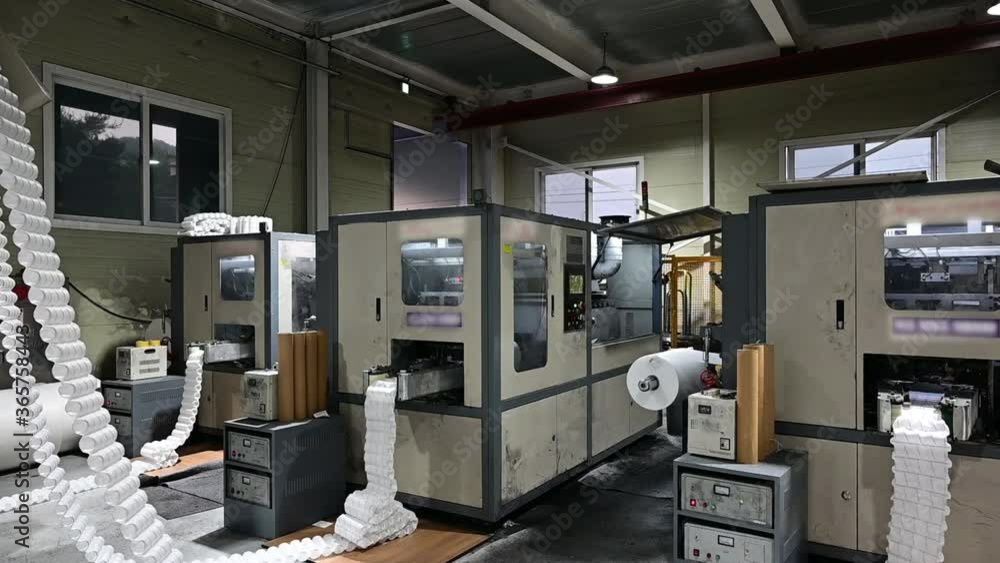 Machine transports a block of independent springs packed in a sheath, conveyor for the production of springs for mattresses, Machine transports a block of independent springs packed in a sheath, conveyor for the production of springs for mattresses,
