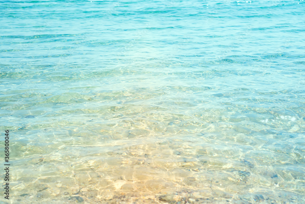 Natural background from clear seawater. Natural background from clear seawater.