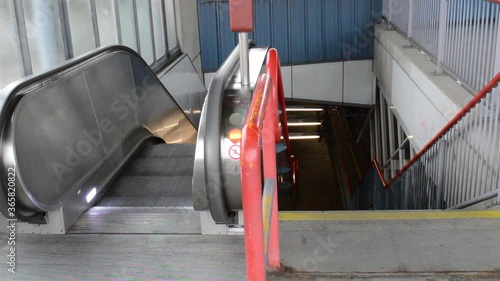 escalator