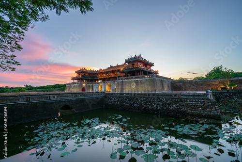 Valokuva Ngo Mon gate - the main entrance of forbidden Hue Imperial City in Hue city, Vie