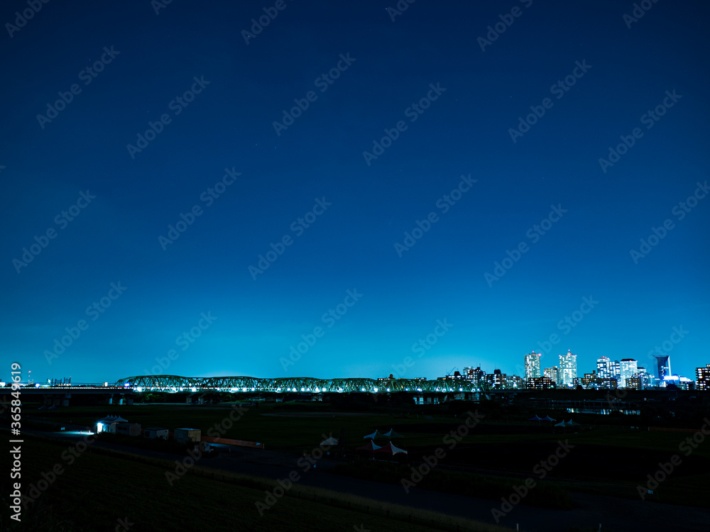 日本、埼玉県川口市の夜景