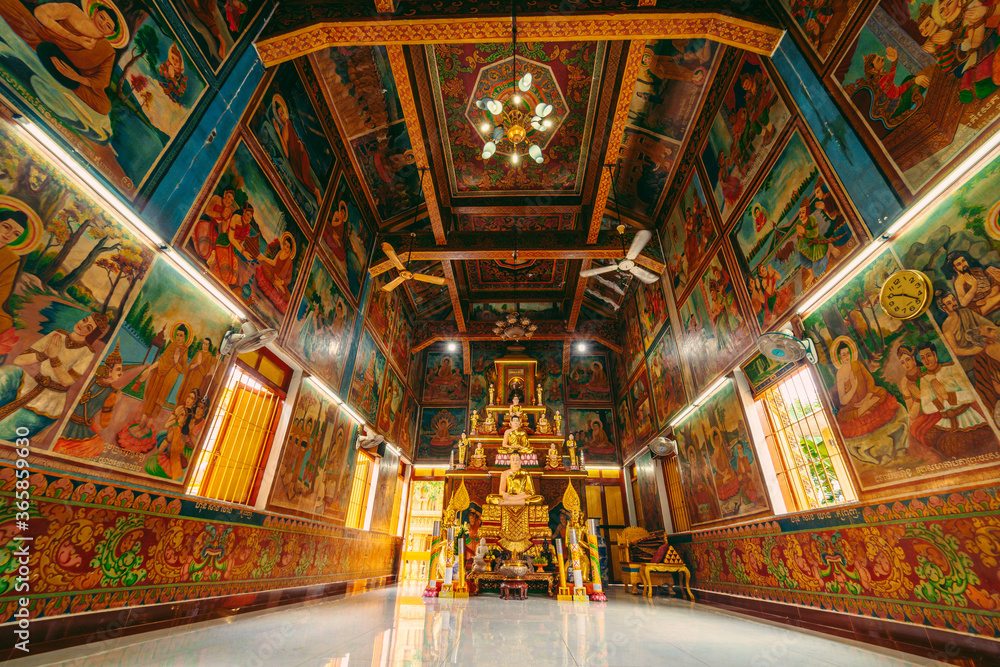 Obraz premium inside main hall of Wat Chantaransay or Candaransi Pagoda - Khmer pagoda in Ho Chi Minh city (Saigon), Vietnam