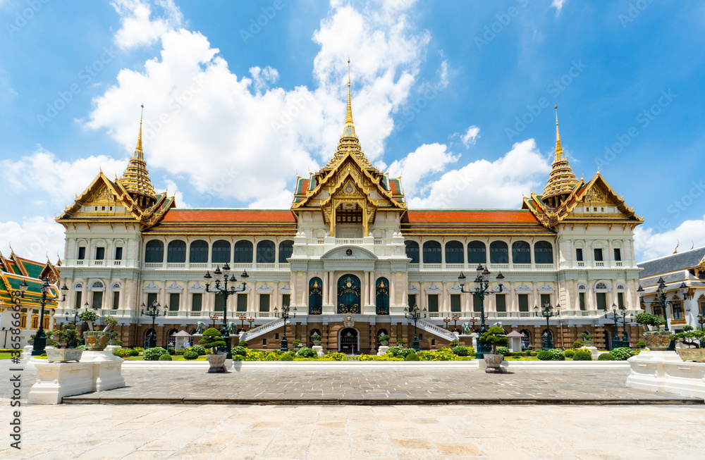picture of The Temple of the Emerald Buddha and the grand palace in the sunnyday with blue sky in Bangkok, Thailand