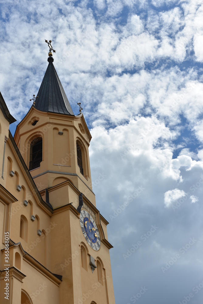 Fototapeta premium un campanile nel cielo