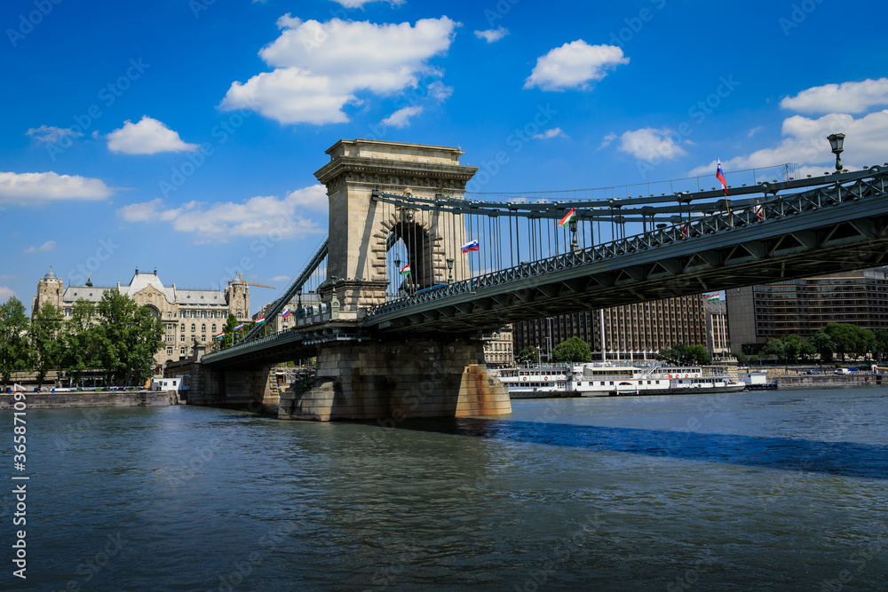 Blick auf die Kettenbrücke über die Donau Budapest, Ungarn