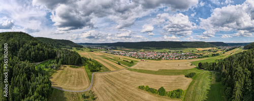 Rietheim-Weilheim aus der Luft