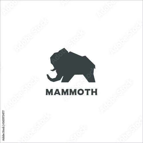 mammoth simple logo 