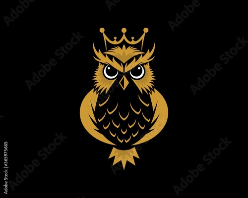 Golden king owl logo logo