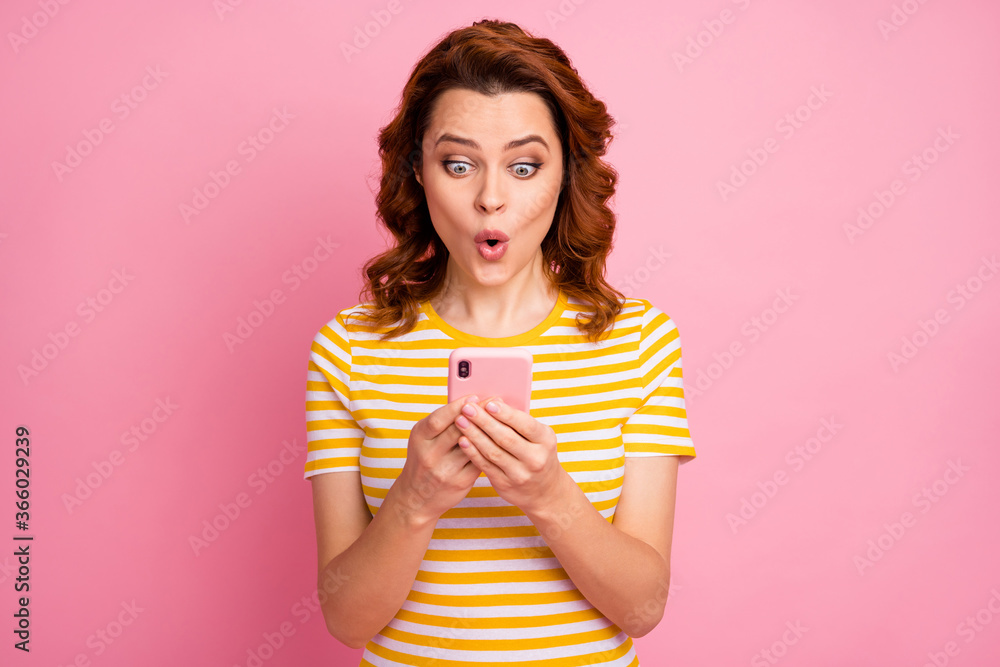 Close-up portrait of her she nice attractive lovely amazed addicted cheerful cheery wavy-haired girl influencer browsing web media smm share isolated over pink pastel color background Close-up portrait of her she nice attractive lovely amazed addicted cheerful cheery wavy-haired girl influencer browsing web media smm share isolated over pink pastel color background