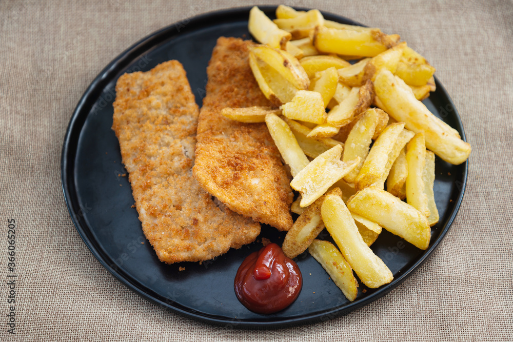 British Traditional fish and chips and tartar sauce