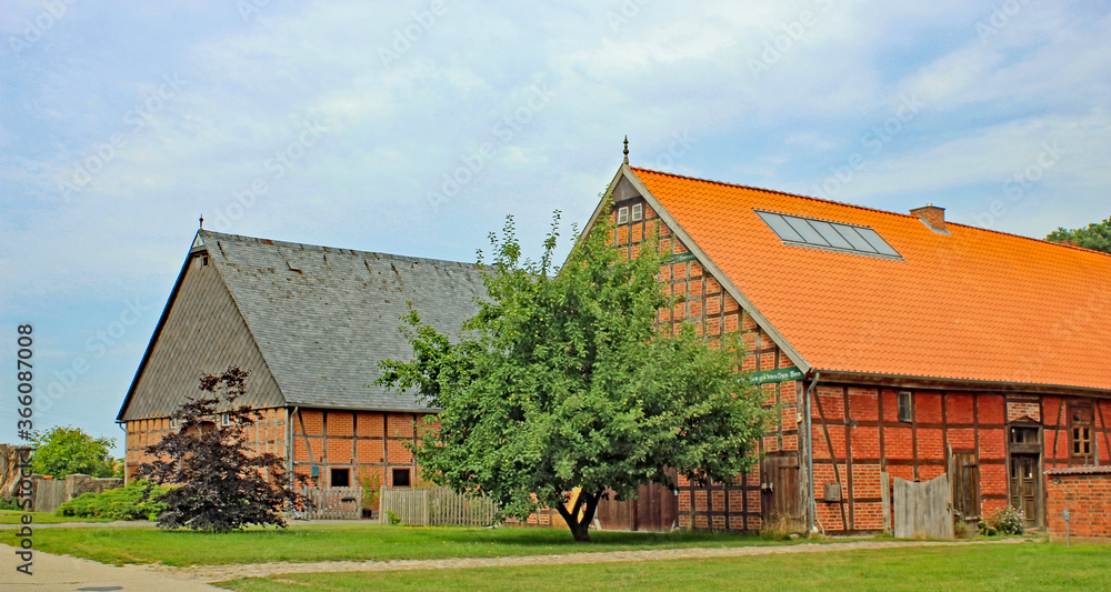 Rundlingshäuser im Wendland (Niedersachsen) Rundlingshäuser im Wendland (Niedersachsen)