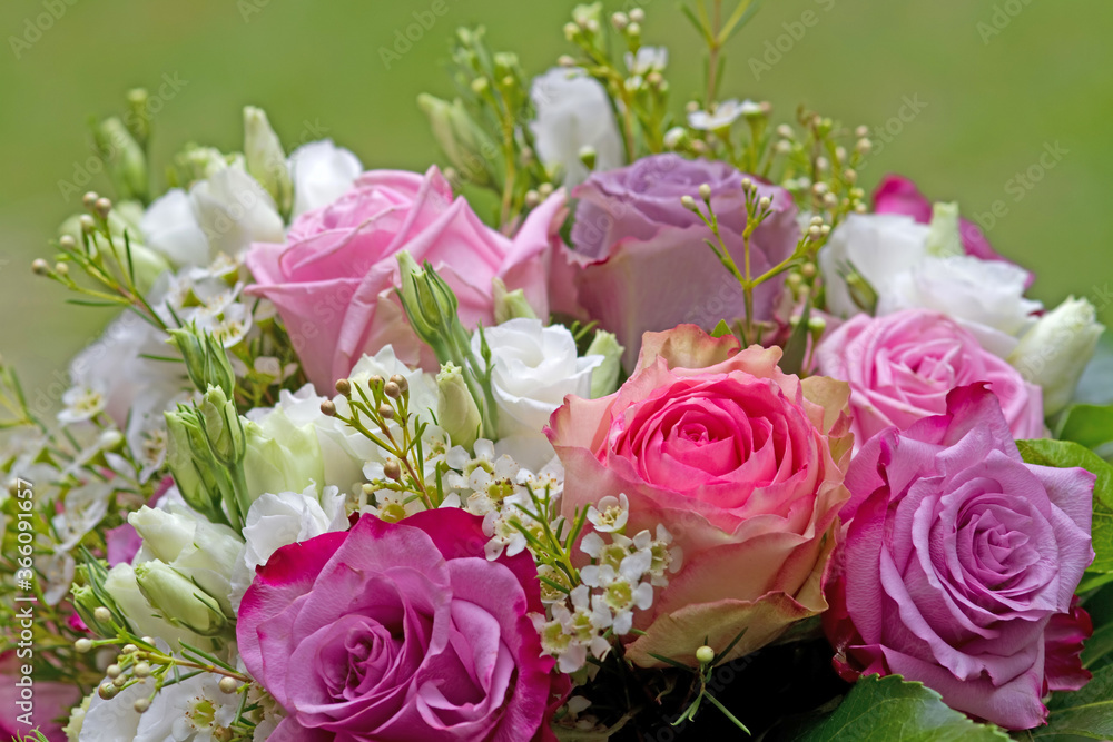 Obraz premium Romantischer Blumenstrauß