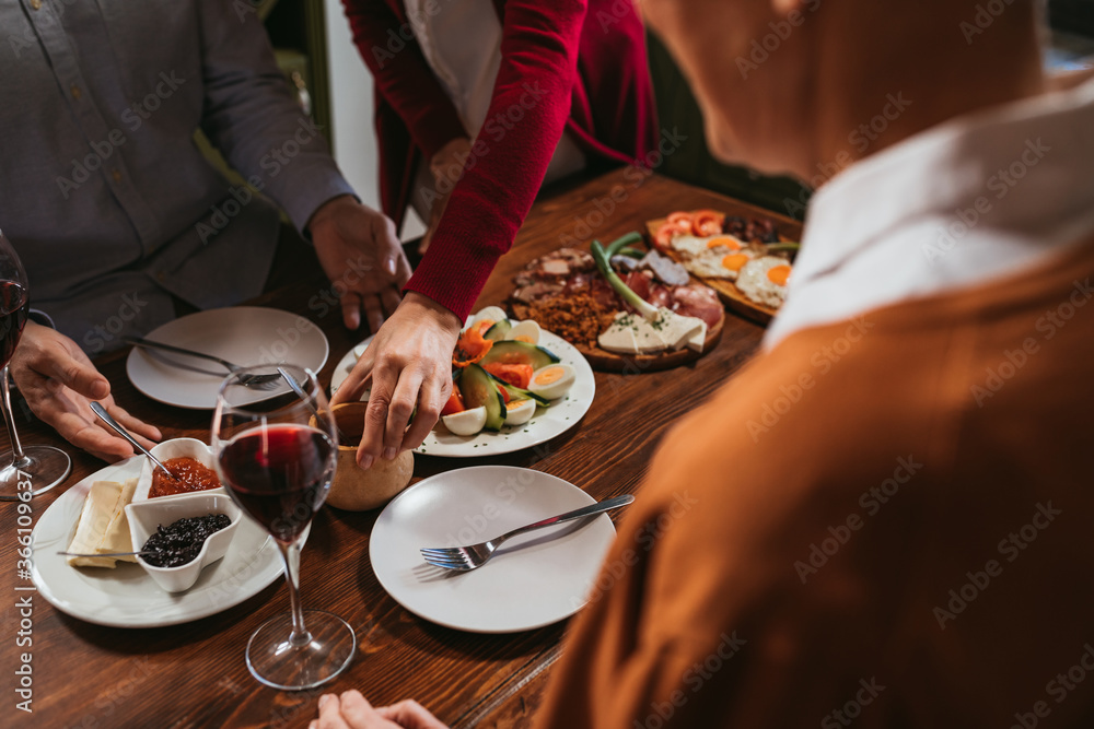 Celebrate the simple pleasure of friendship Celebrate the simple pleasure of friendship