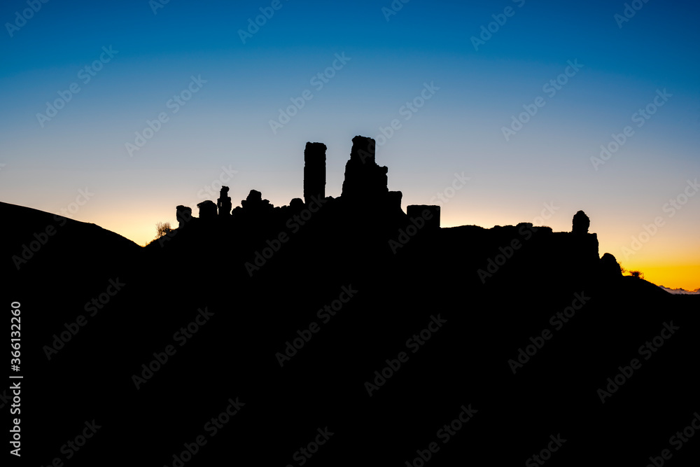 Corfe Castle at dawn, Dorset Corfe Castle at dawn, Dorset