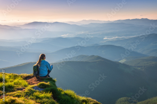 Young woman with backpack s...